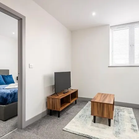 Апартаменти Bright & Cosy In Leeds! Free Parking *