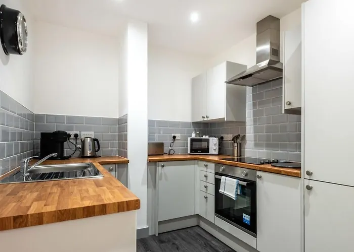 Bright & Cosy In Leeds! Free Parking Leeds (West Yorkshire)